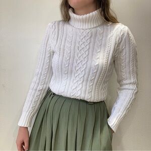 Vintage White Cotton Turtleneck Sweater